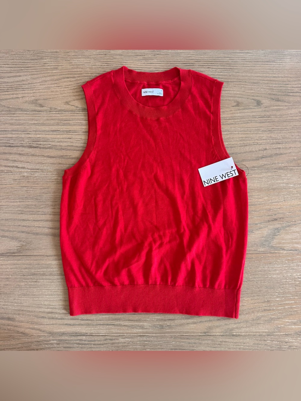 Nine West Red Sleeveless Sweater Top Women’s M NWT Knit Crew Neck